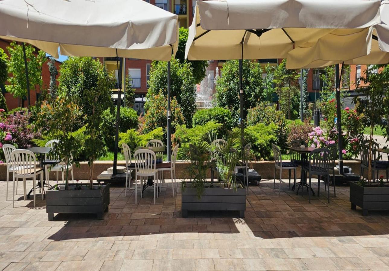 Cozy Apartment - 2 Bedrooms In The Best City Area. Ferizaj Buitenkant foto