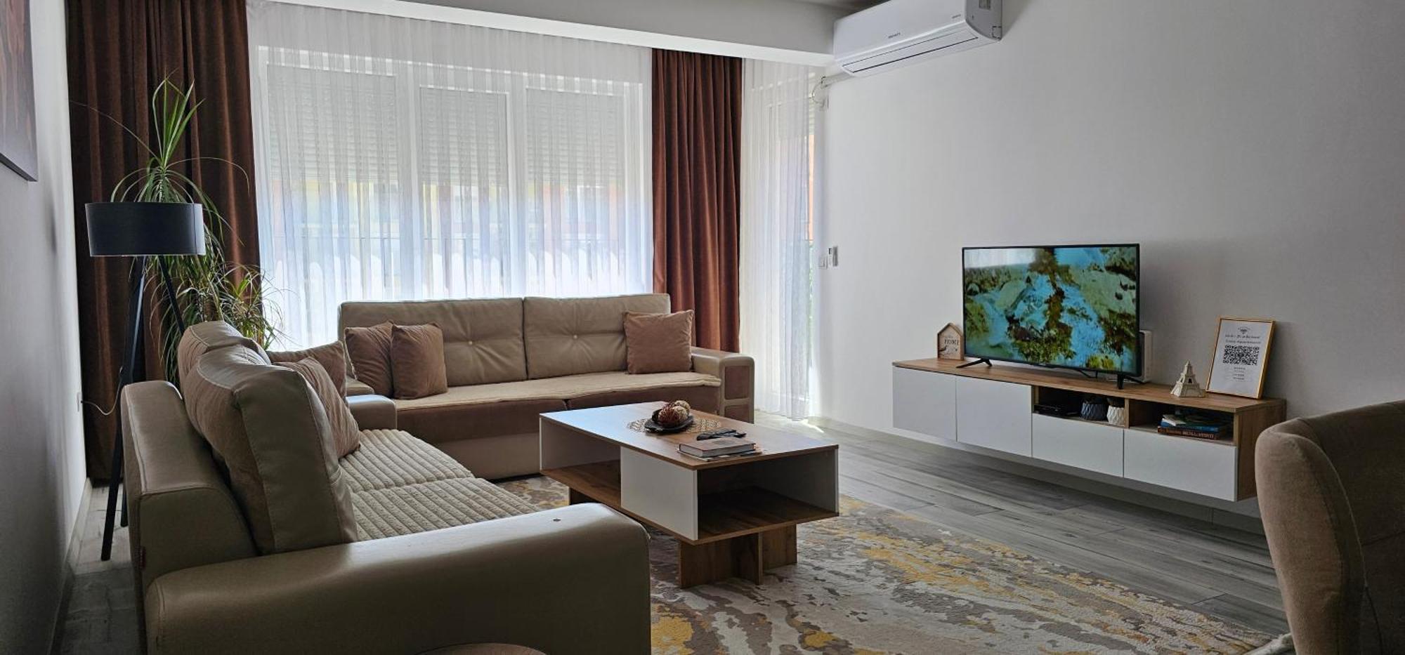 Cozy Apartment - 2 Bedrooms In The Best City Area. Ferizaj Buitenkant foto
