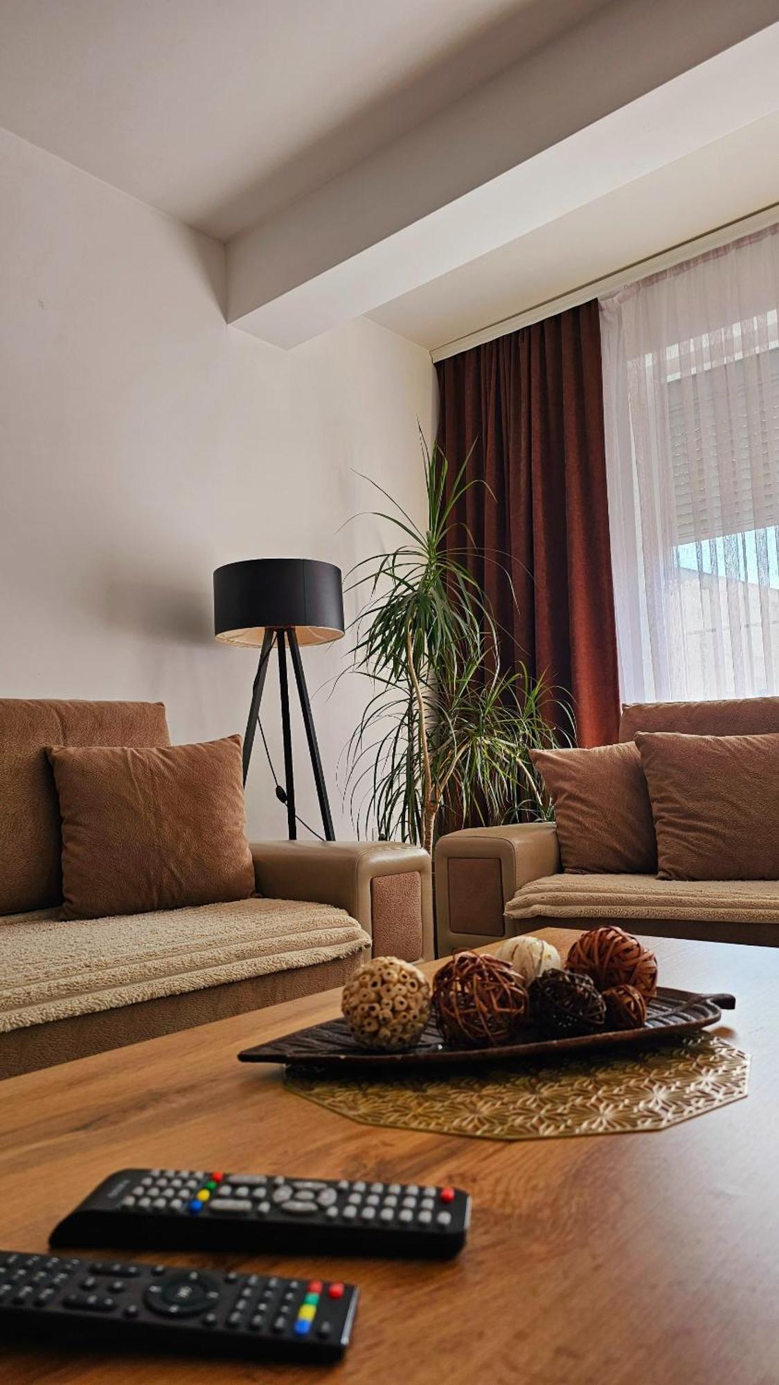 Cozy Apartment - 2 Bedrooms In The Best City Area. Ferizaj Buitenkant foto