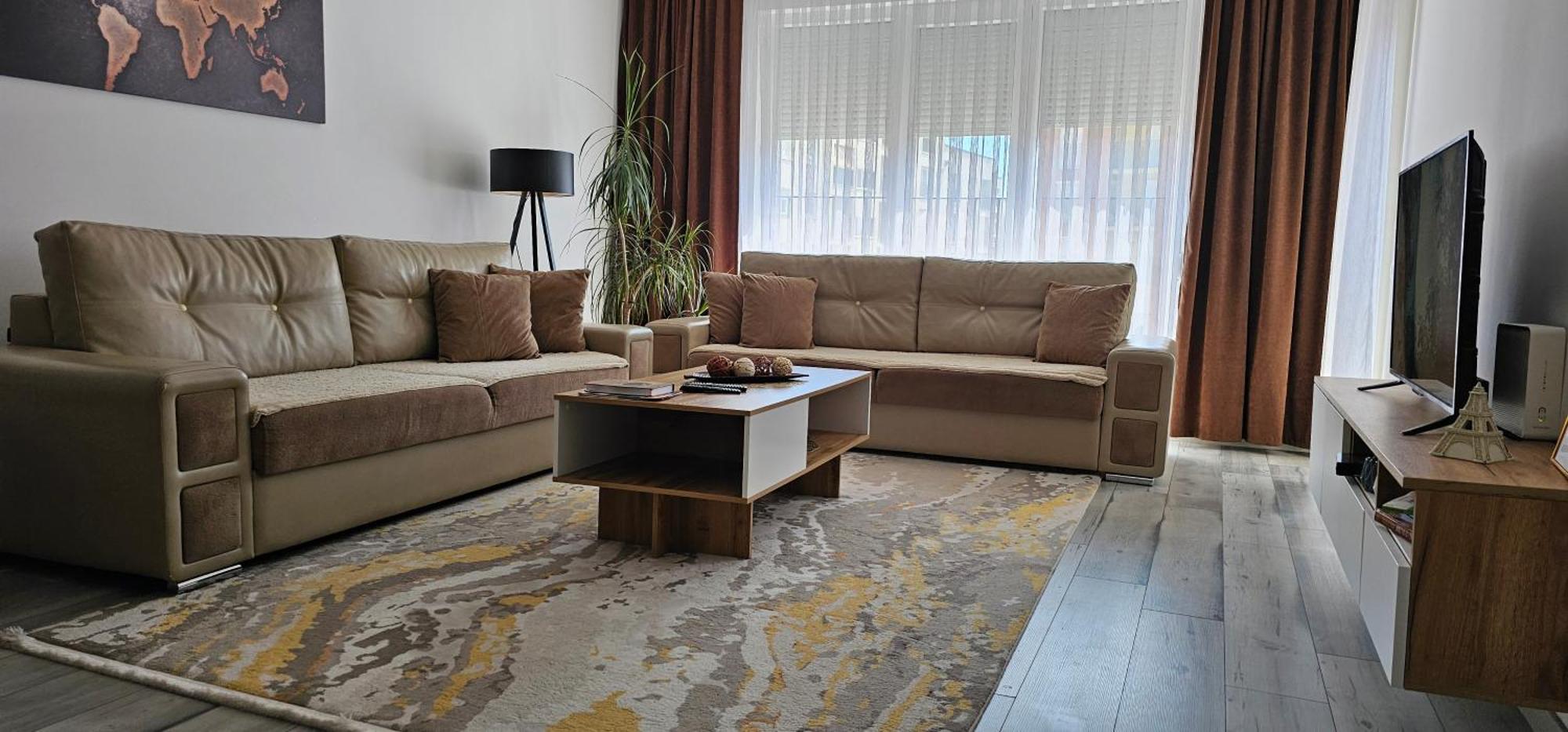 Cozy Apartment - 2 Bedrooms In The Best City Area. Ferizaj Buitenkant foto